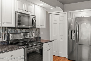 Exquisite Golf Course Living in Heritage Pines - Pasco County's on Heritage Pines Country Club in Florida - for sale on GolfHomes.com, golf home, golf lot