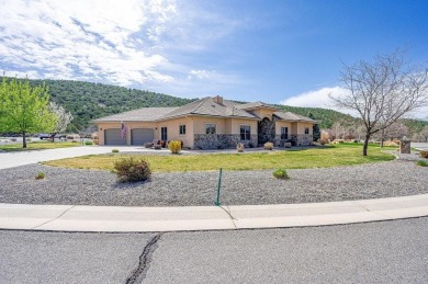 Absolutely beautiful, quality built home in prestigious on Cedaredge Golf Course in Colorado - for sale on GolfHomes.com, golf home, golf lot
