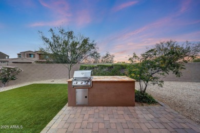 Imagine enjoying the ease of single-level living in this on Silverleaf Golf Club in Arizona - for sale on GolfHomes.com, golf home, golf lot