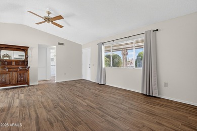Many tasteful updates in this one! Bright, cheery kitchen in on Deer Valley Golf Course in Arizona - for sale on GolfHomes.com, golf home, golf lot