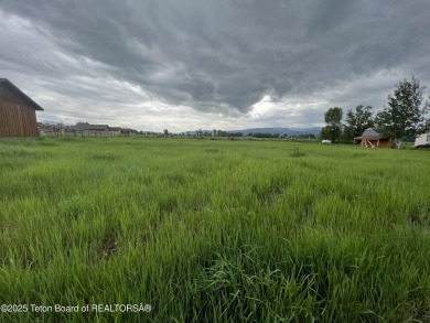 Wonderful building site in Star Valley Ranch with an array of on Star Valley RV Golf Course in Wyoming - for sale on GolfHomes.com, golf home, golf lot