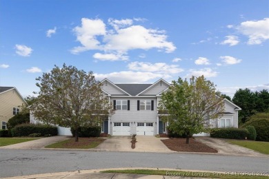 -Kings Grant gated golf community w/ pool. Beautiful immaculate on Kings Grant Golf and Country Club in North Carolina - for sale on GolfHomes.com, golf home, golf lot