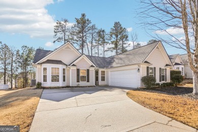 SUMMERGROVE! Adorable split bedroom plan with a fenced-in on Summergrove Golf Club in Georgia - for sale on GolfHomes.com, golf home, golf lot