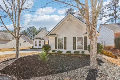 SUMMERGROVE! Adorable split bedroom plan with a fenced-in on Summergrove Golf Club in Georgia - for sale on GolfHomes.com, golf home, golf lot