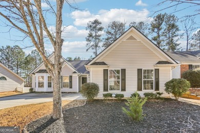 SUMMERGROVE! Adorable split bedroom plan with a fenced-in on Summergrove Golf Club in Georgia - for sale on GolfHomes.com, golf home, golf lot