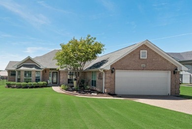Welcome to your serene retreat at 114 Crockett in the desirable on Lake Kiowa Golf Course in Texas - for sale on GolfHomes.com, golf home, golf lot