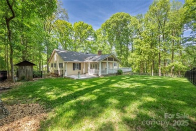 Westport living at its finest! Very well maintained home in on Westport Golf Club in North Carolina - for sale on GolfHomes.com, golf home, golf lot