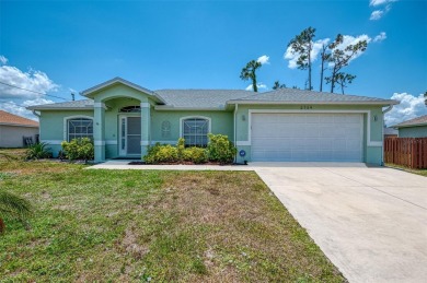 HUGE PRICE IMPROVEMENT AND AN ASSUMABLE 3.5% RATE!! (*must on Bobcat Trail Golf Club in Florida - for sale on GolfHomes.com, golf home, golf lot