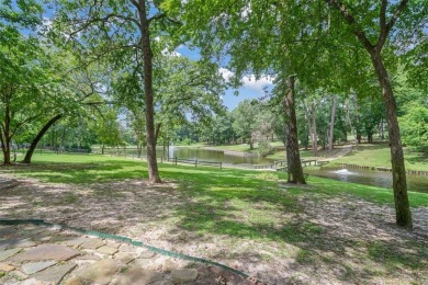 3BR-3BA + 2 Living Areas in Gated Holly Lake Ranch. Close to the on Holly Lake Ranch Golf Club in Texas - for sale on GolfHomes.com, golf home, golf lot