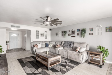 Beautifully Updated Single-Story Home on Extra-Large Lot on Arizona Golf Resort and Conference Center in Arizona - for sale on GolfHomes.com, golf home, golf lot