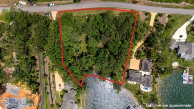 If you're looking for an easy building site on a crawlspace lot on Willow Point Golf and Country Club in Alabama - for sale on GolfHomes.com, golf home, golf lot