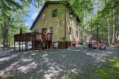 Beautifully Updated Saltbox Home in The Hideout!Tucked within on The Hideout Golf in Pennsylvania - for sale on GolfHomes.com, golf home, golf lot