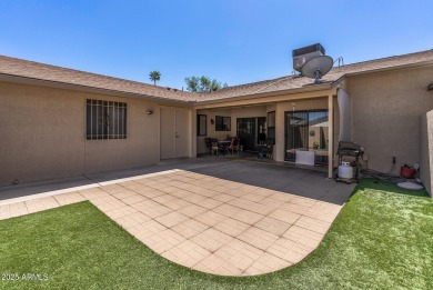 You'll want to live here once you step inside! Woody tile plank on Grandview Golf Course in Arizona - for sale on GolfHomes.com, golf home, golf lot