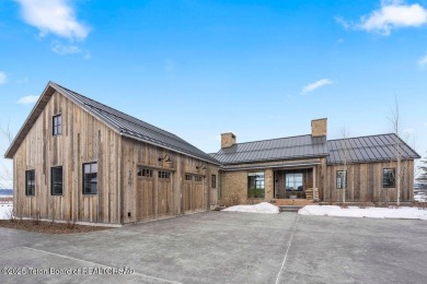 This Immaculate four bedroom cabin designed by Northworks on Huntsman Springs Golf Club in Idaho - for sale on GolfHomes.com, golf home, golf lot