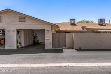 You'll want to live here once you step inside! Woody tile plank on Grandview Golf Course in Arizona - for sale on GolfHomes.com, golf home, golf lot