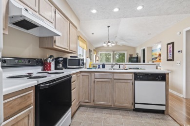 This captivating 3rd floor end unit features 2 bedrooms and 2 on  in South Carolina - for sale on GolfHomes.com, golf home, golf lot