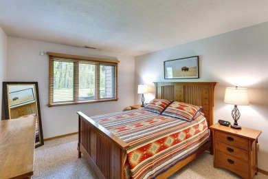 REDUCED! Beautifully decorated, with completely new furniture on Eagle Ridge Inn and Resort in Illinois - for sale on GolfHomes.com, golf home, golf lot