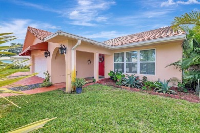 This beautifully updated 3-bedroom, 2-bathroom villa offers the on Yacht and Country Club in Florida - for sale on GolfHomes.com, golf home, golf lot