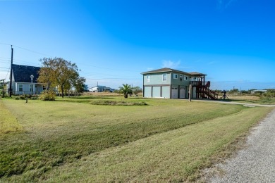 MOVE IN READY!!! Charming Island Style 3/2.5 home on 2 lots on Lamar Golf Course in Texas - for sale on GolfHomes.com, golf home, golf lot