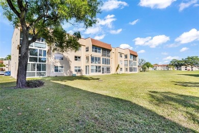 Bright 2-bed, 2-bath condo in Sunrise Lakes 55+ community on Sunrise Lakes Phase III in Florida - for sale on GolfHomes.com, golf home, golf lot