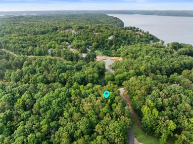 Premier Location in the Shiloh Falls Subdivision (a covenant on Shiloh Falls Golf Club in Tennessee - for sale on GolfHomes.com, golf home, golf lot
