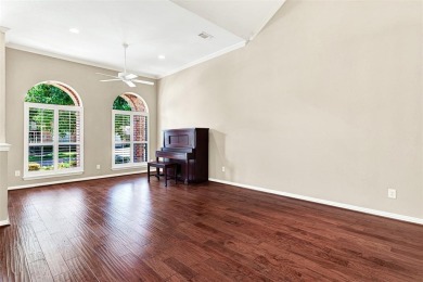 Come see this GREAT zero lot line one story in the heart of on Stonebridge Ranch Country Club in Texas - for sale on GolfHomes.com, golf home, golf lot