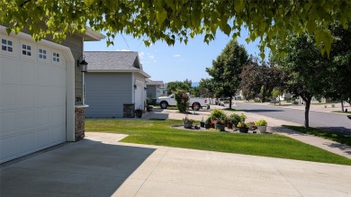 Offered is a 3-bedroom, 3-bathroom townhome with 2,592 square on Village Greens Golf Club in Montana - for sale on GolfHomes.com, golf home, golf lot