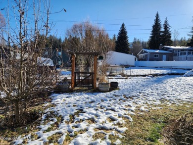 This home sits above the golf course in the ever-popular city of on Pinehurst Golf Course in Idaho - for sale on GolfHomes.com, golf home, golf lot