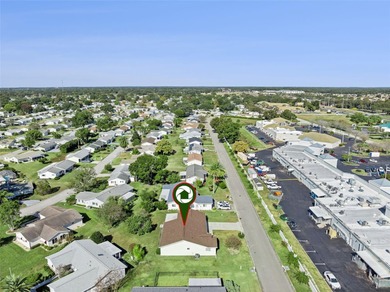 One or more photo(s) has been virtually staged. This inviting on The Links of Spruce Creek in Florida - for sale on GolfHomes.com, golf home, golf lot