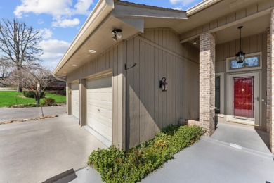 NEW PRICING so new owners will have extra $$ to do updating! on Toqua Golf Course - Loudon County in Tennessee - for sale on GolfHomes.com, golf home, golf lot