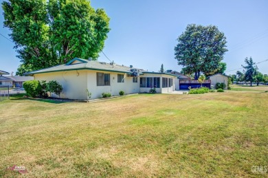 Beautiful Kern City home loaded with updates and on the Sundale on Sundale Country Club in California - for sale on GolfHomes.com, golf home, golf lot