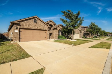 Huge Price Improvement for this beautiful, well-maintained fresh on The Golf Club At Champions Circle in Texas - for sale on GolfHomes.com, golf home, golf lot