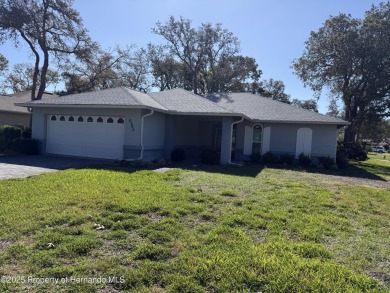 SPACIOUS & PRICED TO SELL 2/2/2 TIMBER PINES HOME ON CORNER LOT on Timber Pines Golf Course in Florida - for sale on GolfHomes.com, golf home, golf lot