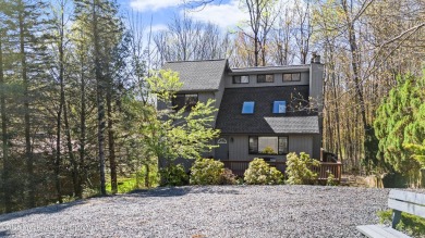Welcome to this beautifully updated 3bd/3ba home, ideally on The Hideout Golf in Pennsylvania - for sale on GolfHomes.com, golf home, golf lot