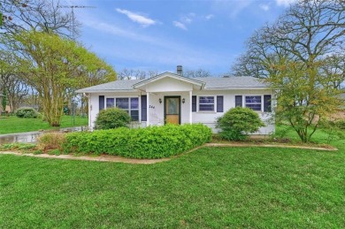 ocation Location Location! You have so many possibilities with on Lake Kiowa Golf Course in Texas - for sale on GolfHomes.com, golf home, golf lot