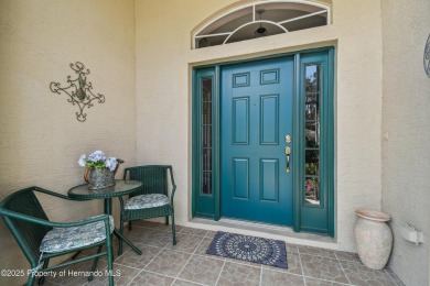 MOVE IN READY - PREMIER LOCATION - END UNIT - FURNISHED. Easiest on Heritage Pines Country Club in Florida - for sale on GolfHomes.com, golf home, golf lot
