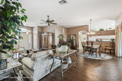MOVE IN READY - PREMIER LOCATION - END UNIT - FURNISHED. Easiest on Heritage Pines Country Club in Florida - for sale on GolfHomes.com, golf home, golf lot