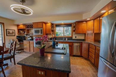 MLS# 285202 Welcome to 2929 S Ledbetter Place--an elegant and on Canyon Lakes Golf Course in Washington - for sale on GolfHomes.com, golf home, golf lot