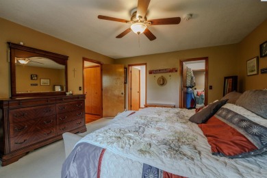MLS# 285202 Welcome to 2929 S Ledbetter Place--an elegant and on Canyon Lakes Golf Course in Washington - for sale on GolfHomes.com, golf home, golf lot