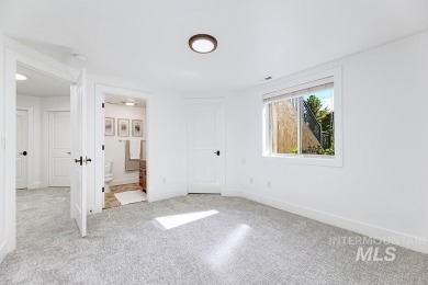 A spacious home backing to Quail Hollow Golf Course! Enjoy on Quail Hollow Golf Club in Idaho - for sale on GolfHomes.com, golf home, golf lot