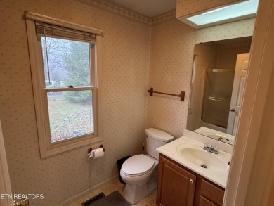 This 3 bedroom, 2.5 bathroom west-facing ranch home in the on Stonehenge Golf Course in Tennessee - for sale on GolfHomes.com, golf home, golf lot