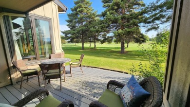 Lovely townhome in Kalispell fronting on the fairway at Buffalo on Buffalo Hill Golf Club in Montana - for sale on GolfHomes.com, golf home, golf lot