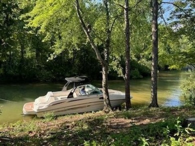 SELLERS SAY SELL! MOTIVATED & BRING ALL REASONABLE OFFERS!! on Toqua Golf Course - Loudon County in Tennessee - for sale on GolfHomes.com, golf home, golf lot