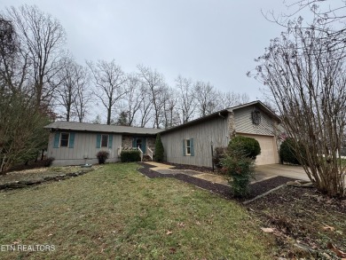 This 3 bedroom, 2.5 bathroom west-facing ranch home in the on Stonehenge Golf Course in Tennessee - for sale on GolfHomes.com, golf home, golf lot