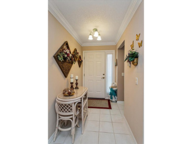 NO BOND  VERY WELL KEPT! This 3 Bed, 2 Bath, 2 Car Garage on Hacienda Hills Golf and Country Club in Florida - for sale on GolfHomes.com, golf home, golf lot