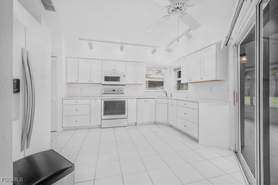 Beautiful Updated 3-bedroom 2 bath single family home, New Roof on Villages of Country Creek Golf Course in Florida - for sale on GolfHomes.com, golf home, golf lot