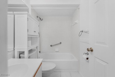 Beautiful Updated 3-bedroom 2 bath single family home, New Roof on Villages of Country Creek Golf Course in Florida - for sale on GolfHomes.com, golf home, golf lot