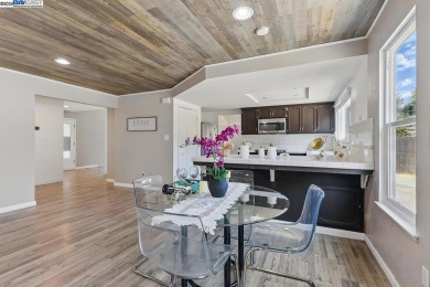 Welcome to 305 Granite Cir, a wonderful home off Bluerock area on Lone Tree Golf Course in California - for sale on GolfHomes.com, golf home, golf lot