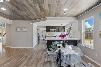 Welcome to 305 Granite Cir, a wonderful home off Bluerock area on Lone Tree Golf Course in California - for sale on GolfHomes.com, golf home, golf lot