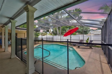 FEATURED ON HGTV'S HOUSE HUNTERS! -This stunning 4-bedroom on Bradenton Country Club in Florida - for sale on GolfHomes.com, golf home, golf lot